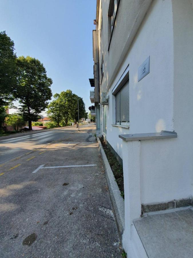Bihać Apartment Star 2 מראה חיצוני תמונה